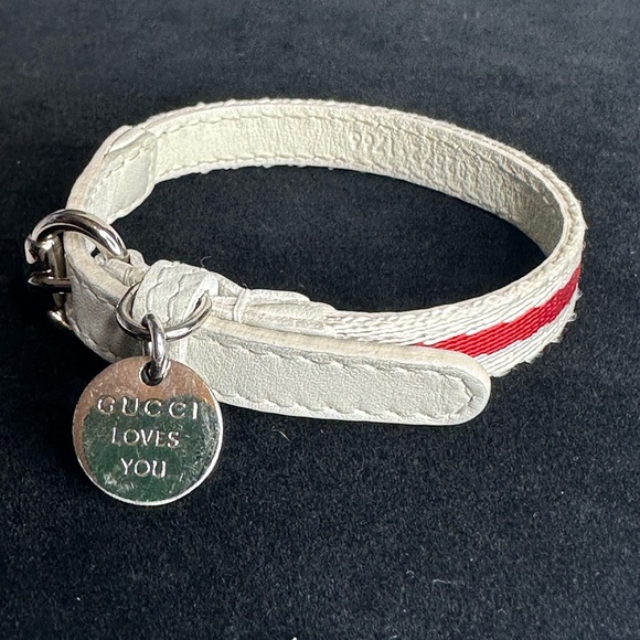 Gucci Limited Edition “Gucci Loves You” Bracelet With Box, Ribbon, & Envelope - Picture 12 of 16